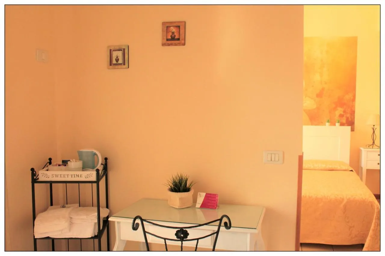 فندق مبيت وإفطار كاتانيا Sicilia Home B&B